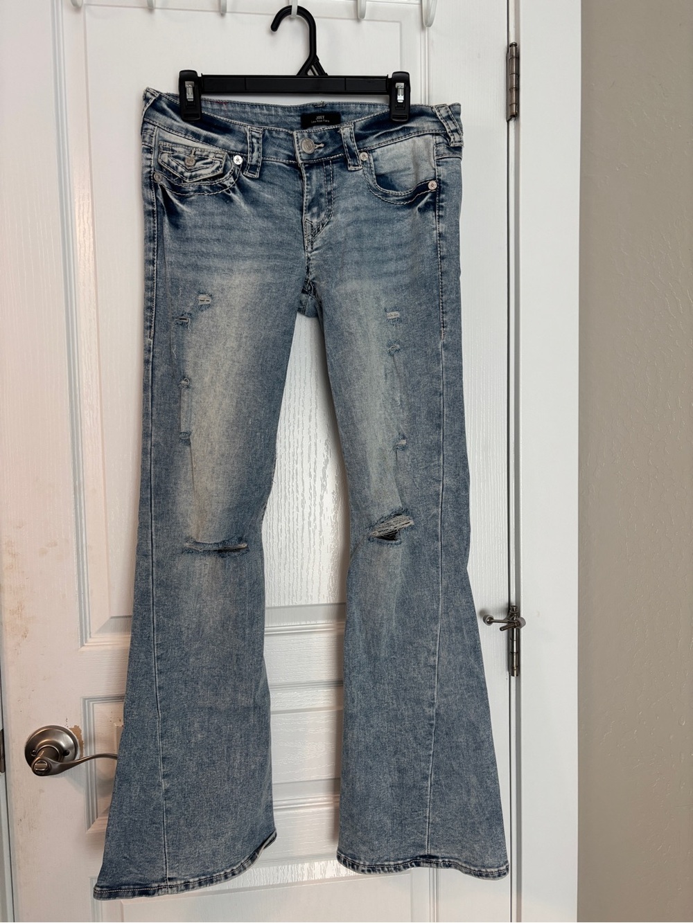 True Religion Light Blue Distressed Flare Jeans. Size: 29” NEW